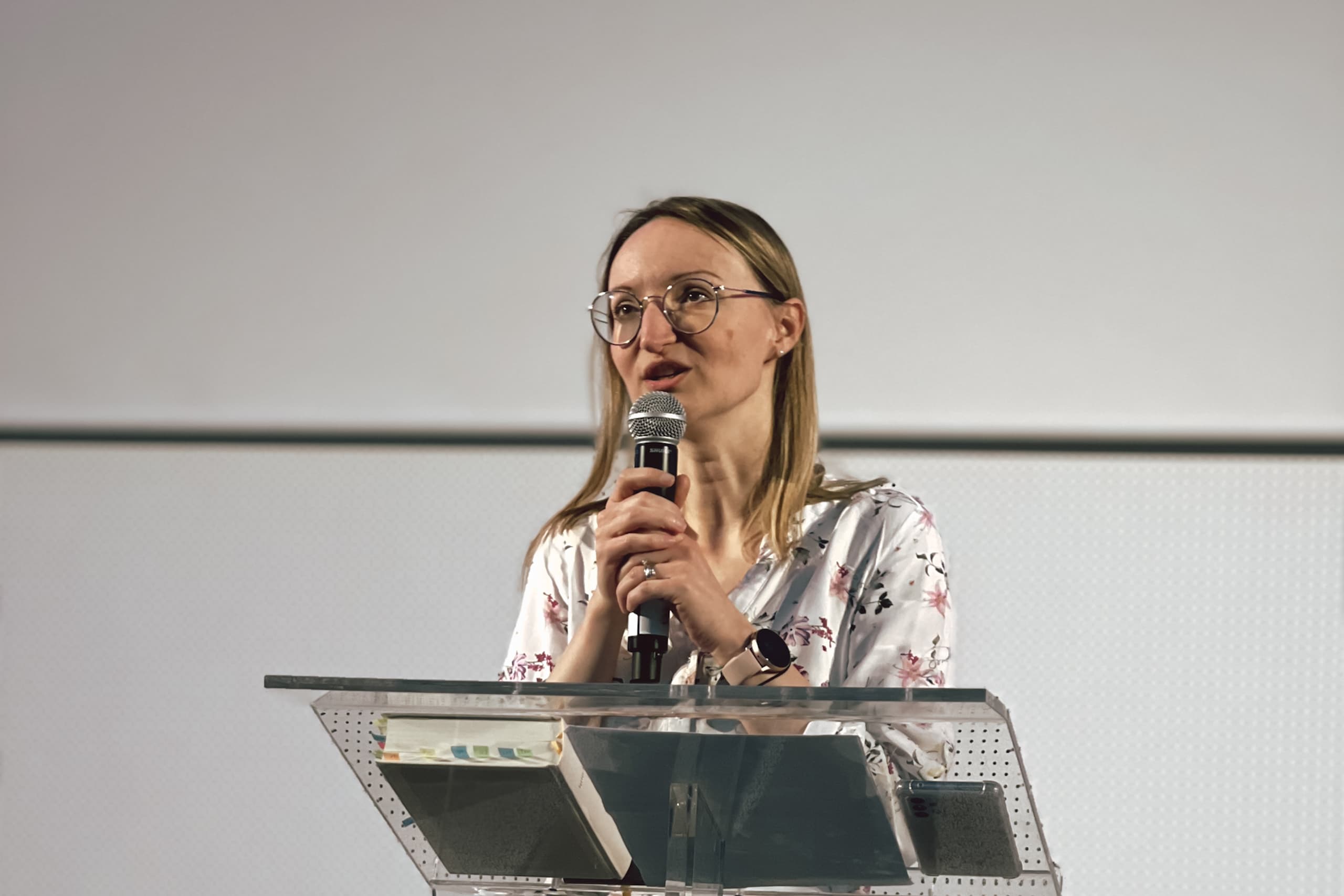 ANA BULJAN: SLAVITI BOGA U TEŠKIM SITUACIJAMA
