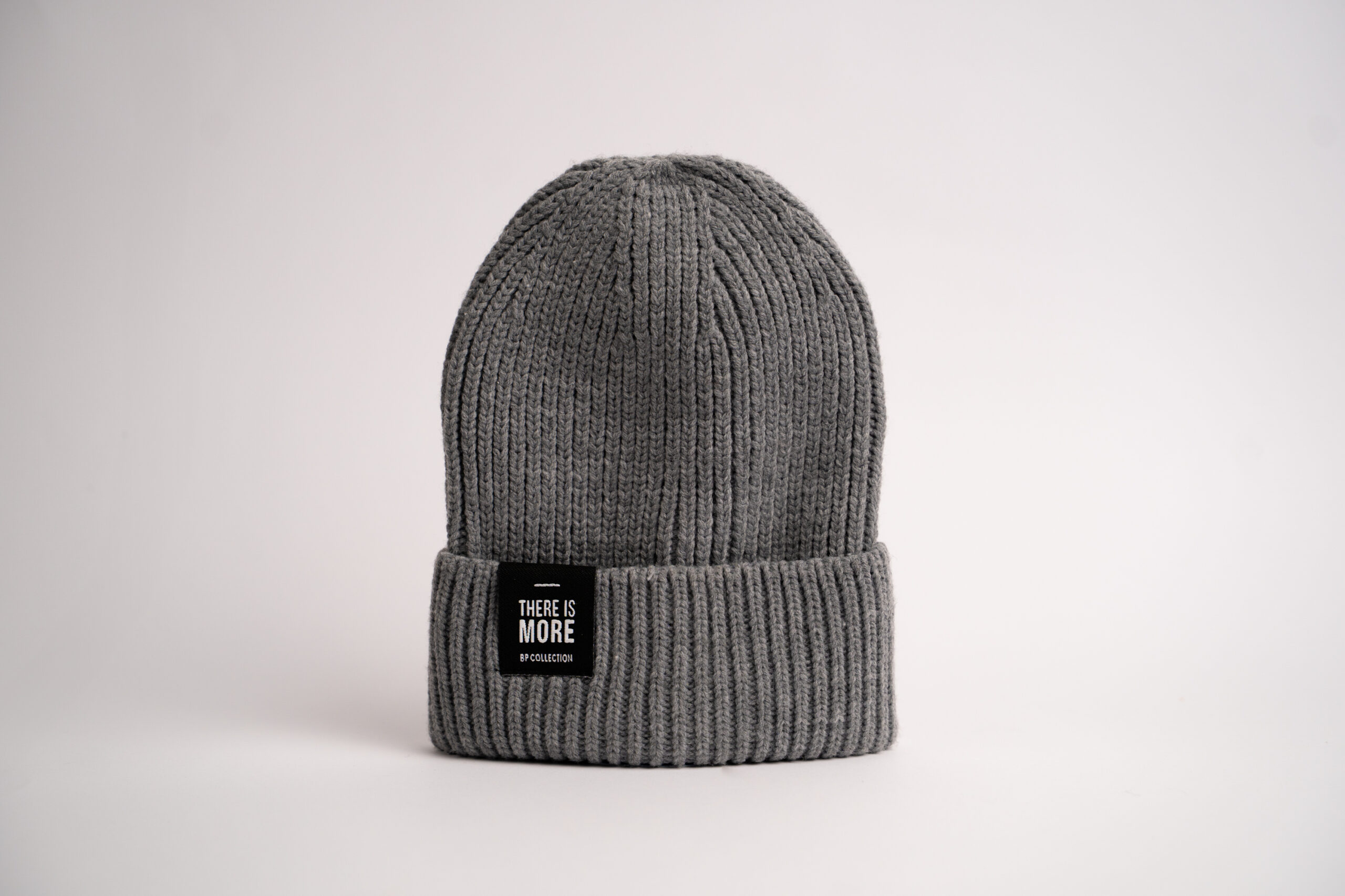 Zimska kapa - THERE IS MORE