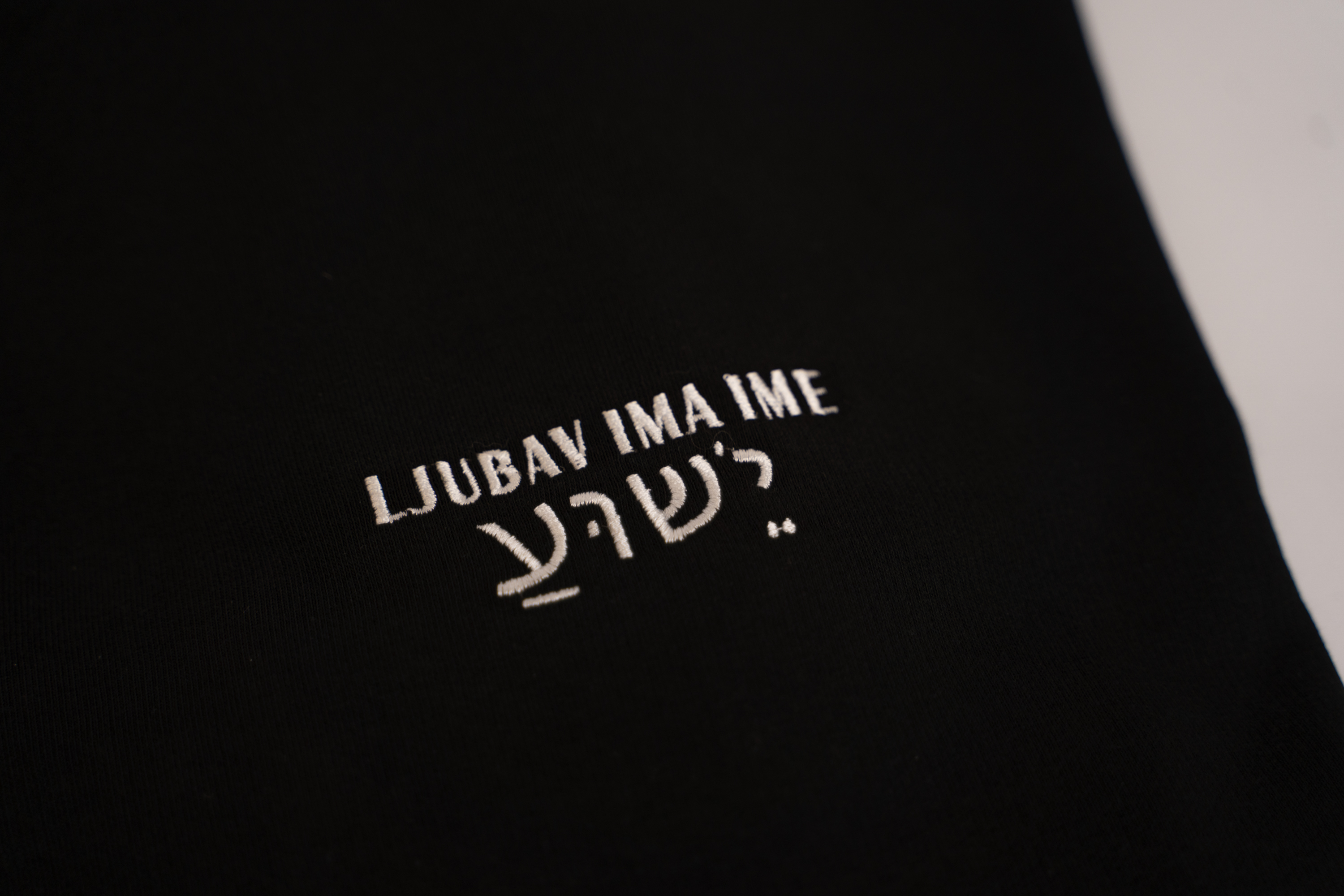 Sweatshirt - LJUBAV IMA IME