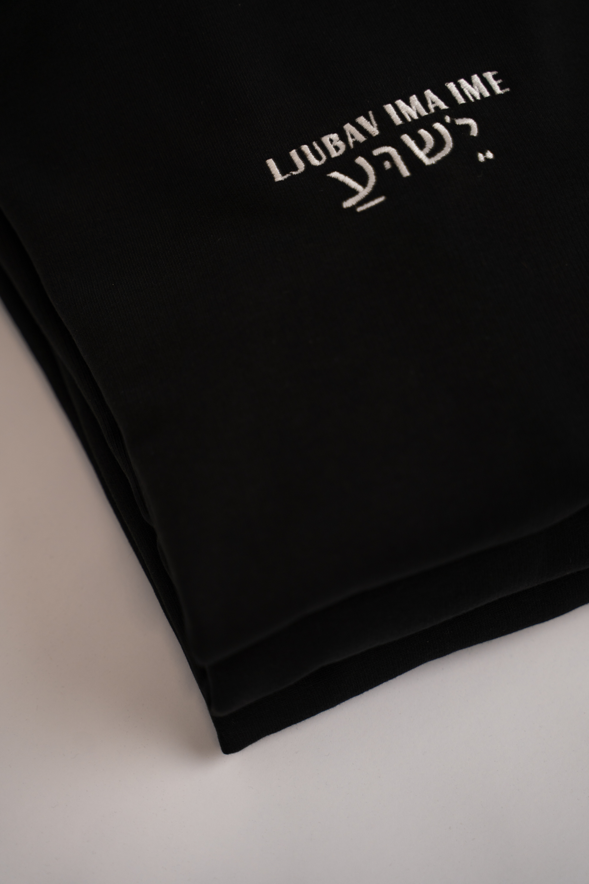 Sweatshirt - LJUBAV IMA IME